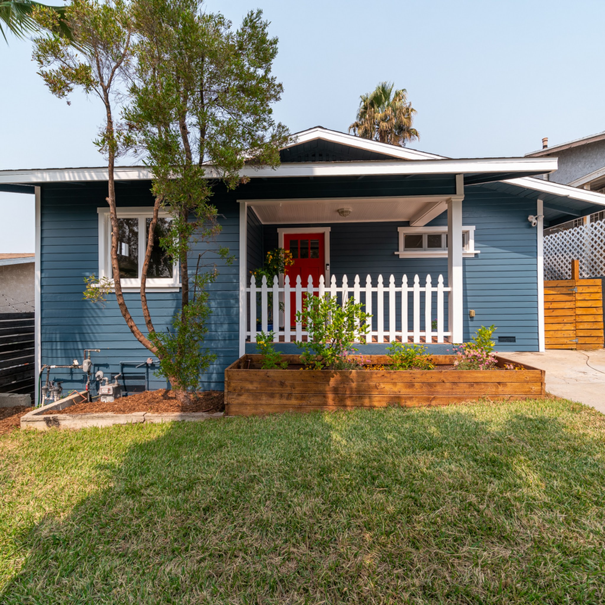 Angela Bond Group | Los Angeles Realtor @ KW Larchmont image 2