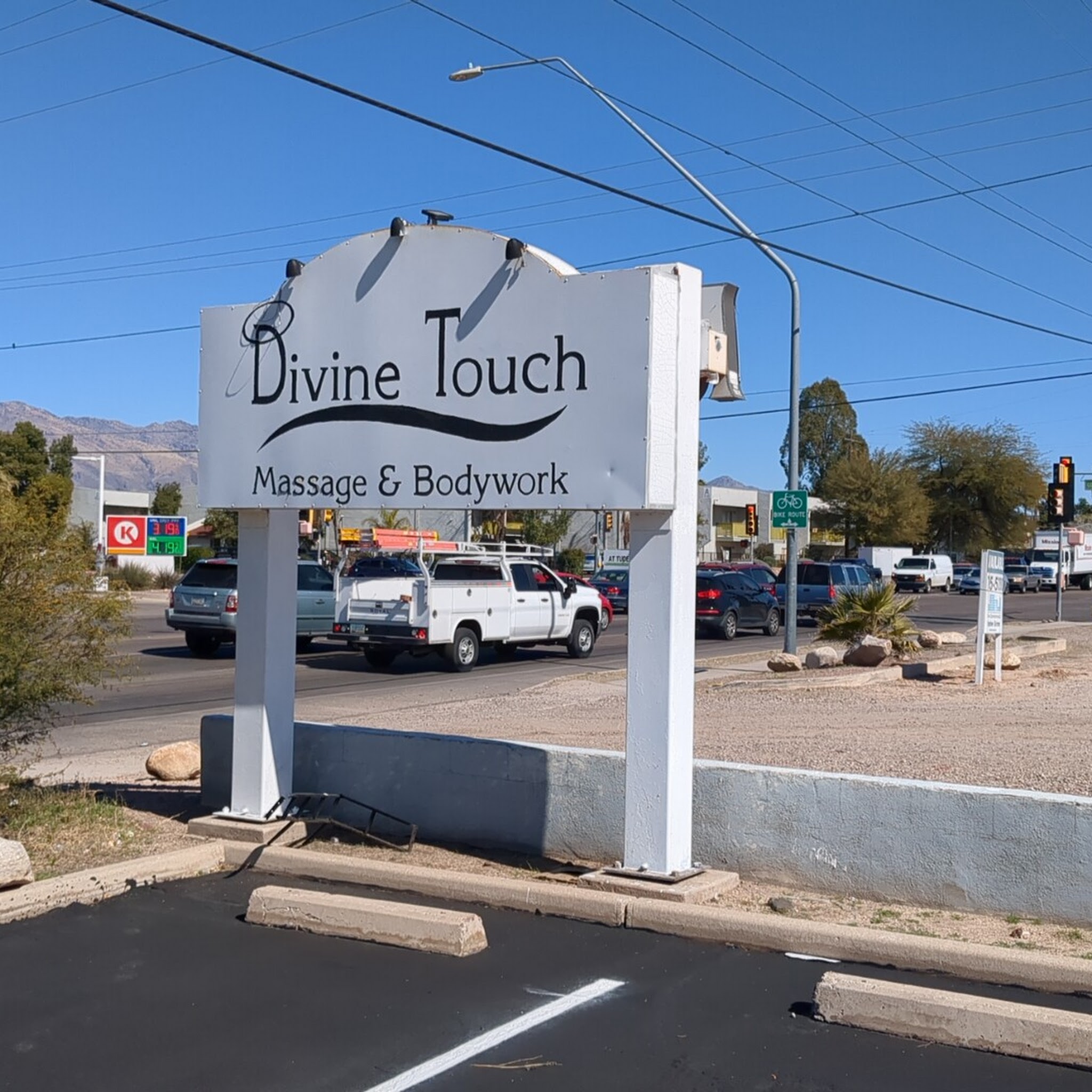 Divine Touch Massage and Bodywork image 2