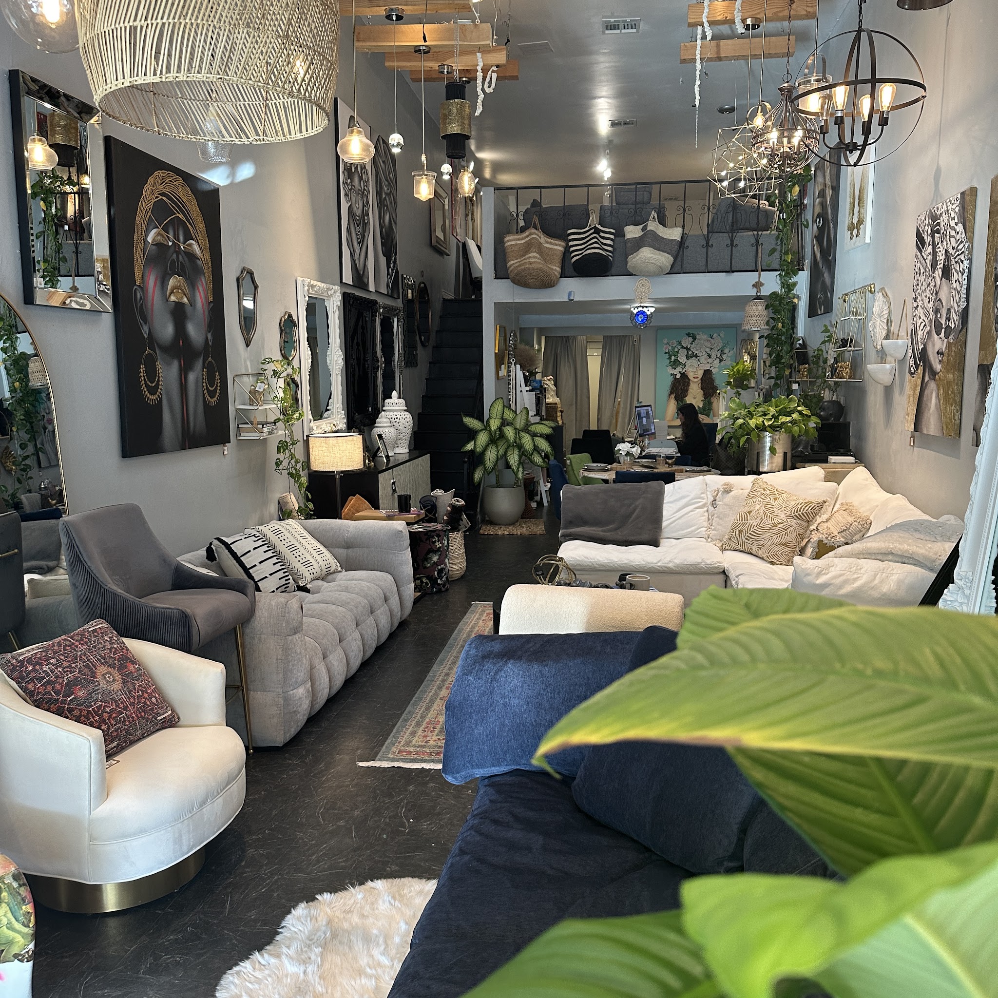 Hollywood Glam Furniture image 2