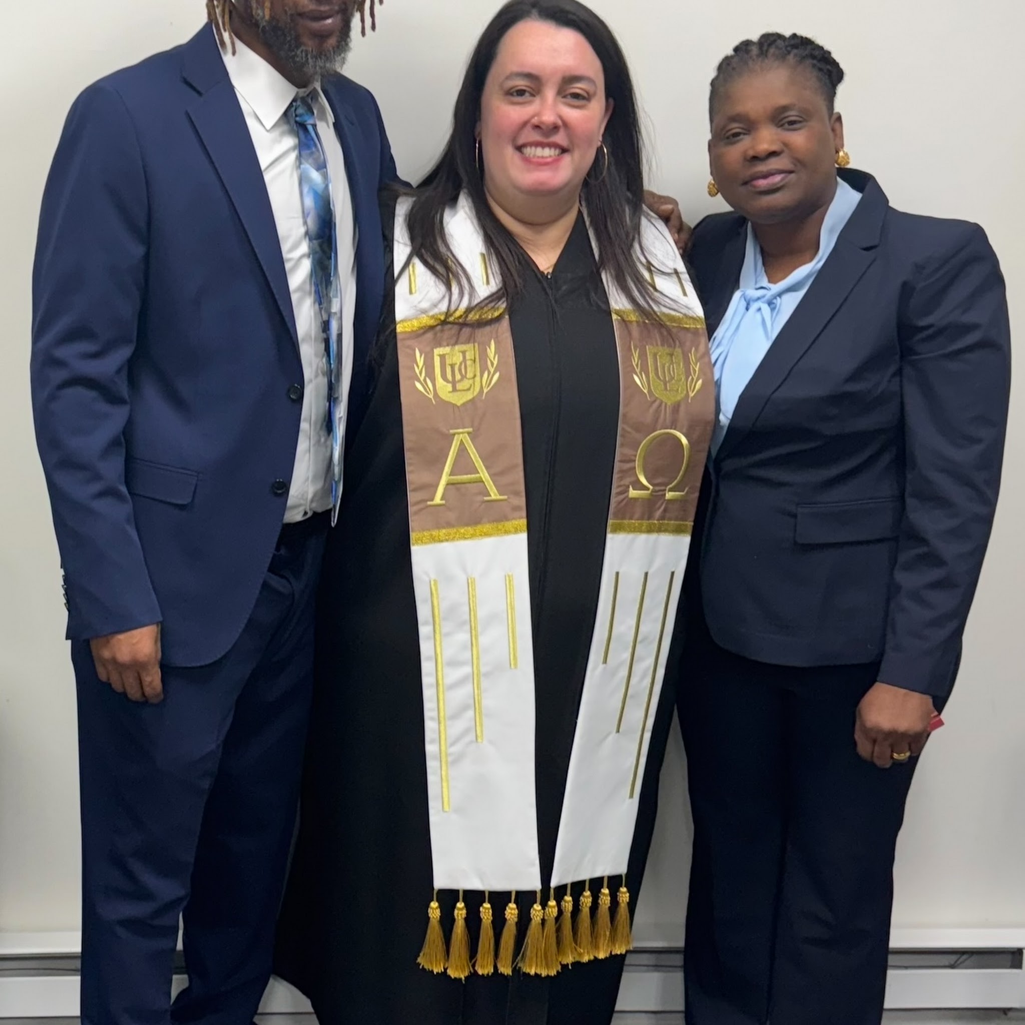 Marilisa Lameira | Wedding Oficiant | Notary Public image 2