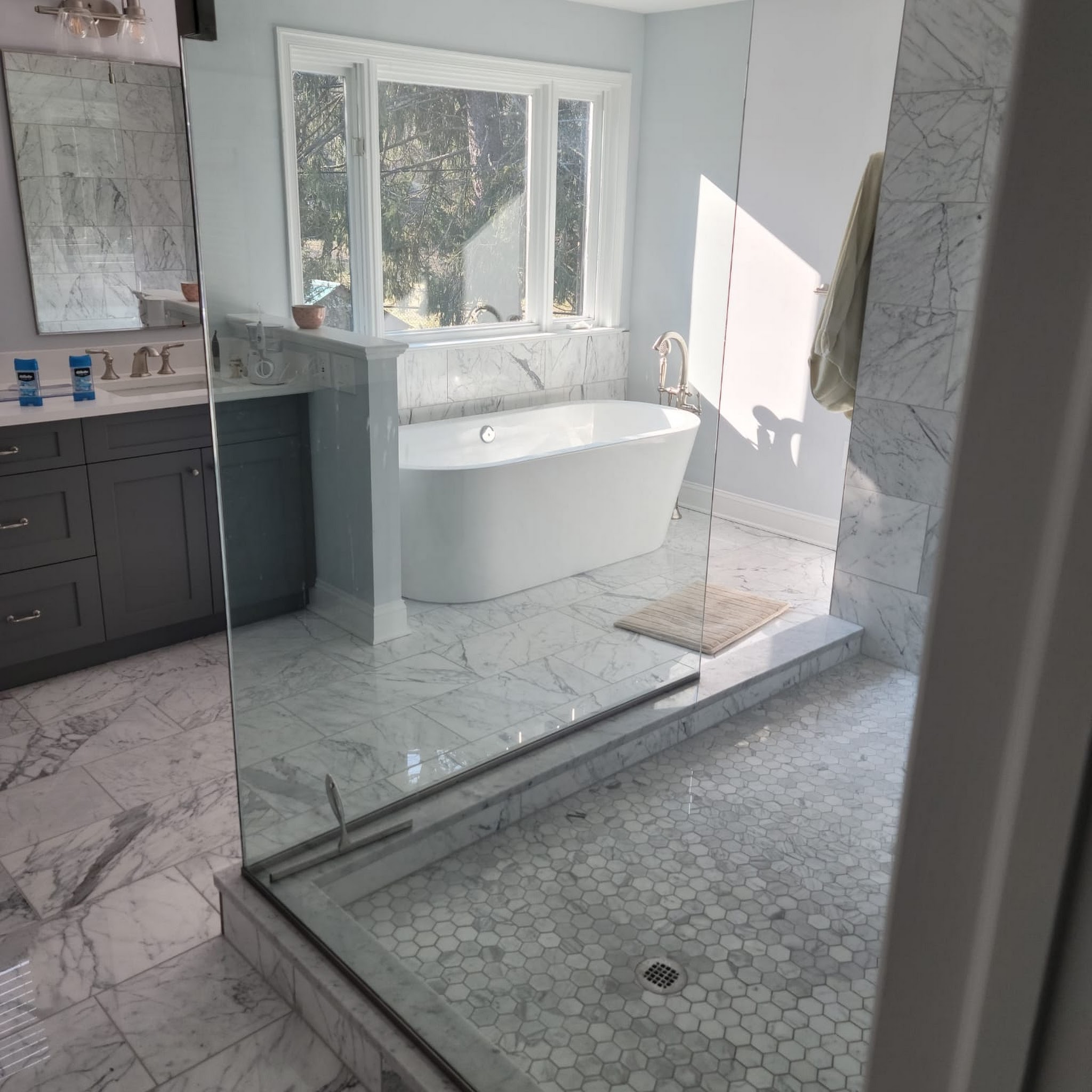 Nu-View Construction - GENERAL CONTRACTOR image