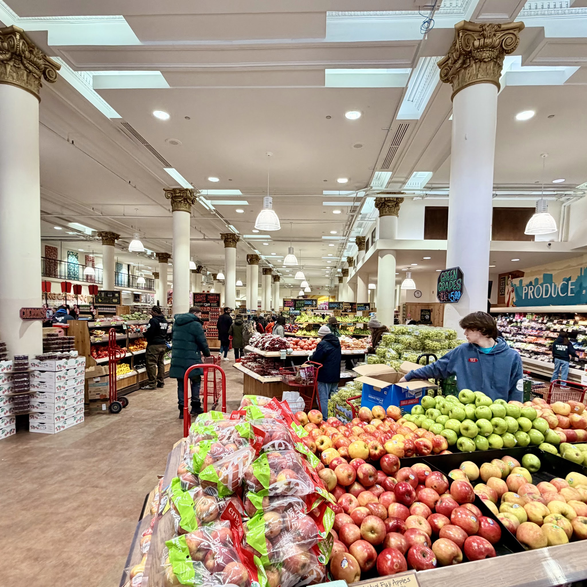 Trader Joe's image 2